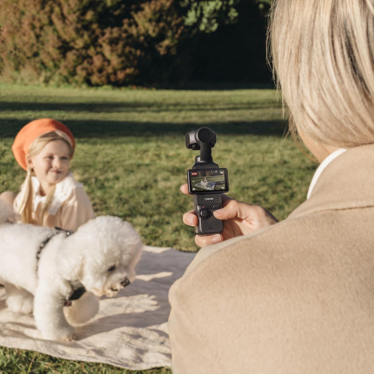 DJI Osmo Pocket 3 Creator Combo, Vlogging Camera with 1'' CMOS & 4K/120fps
