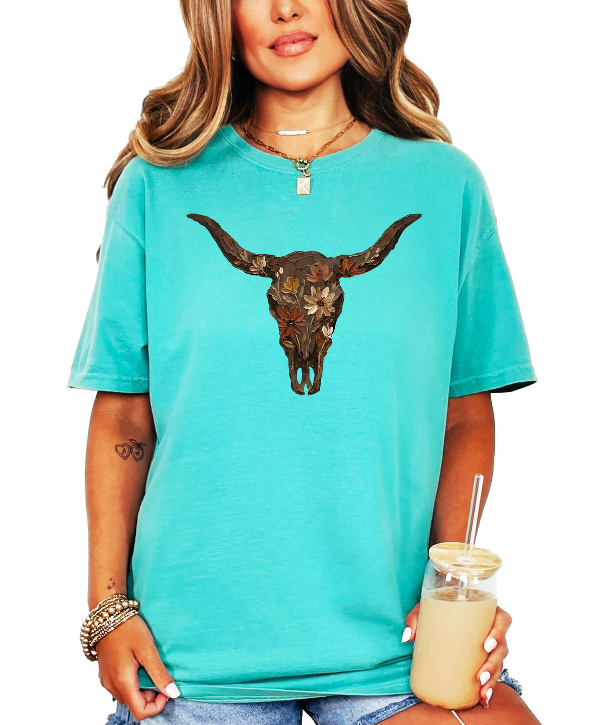 Western Longhorn Skull Graphic T-Shirt for Women - Casual Everyday Western Style Shirt