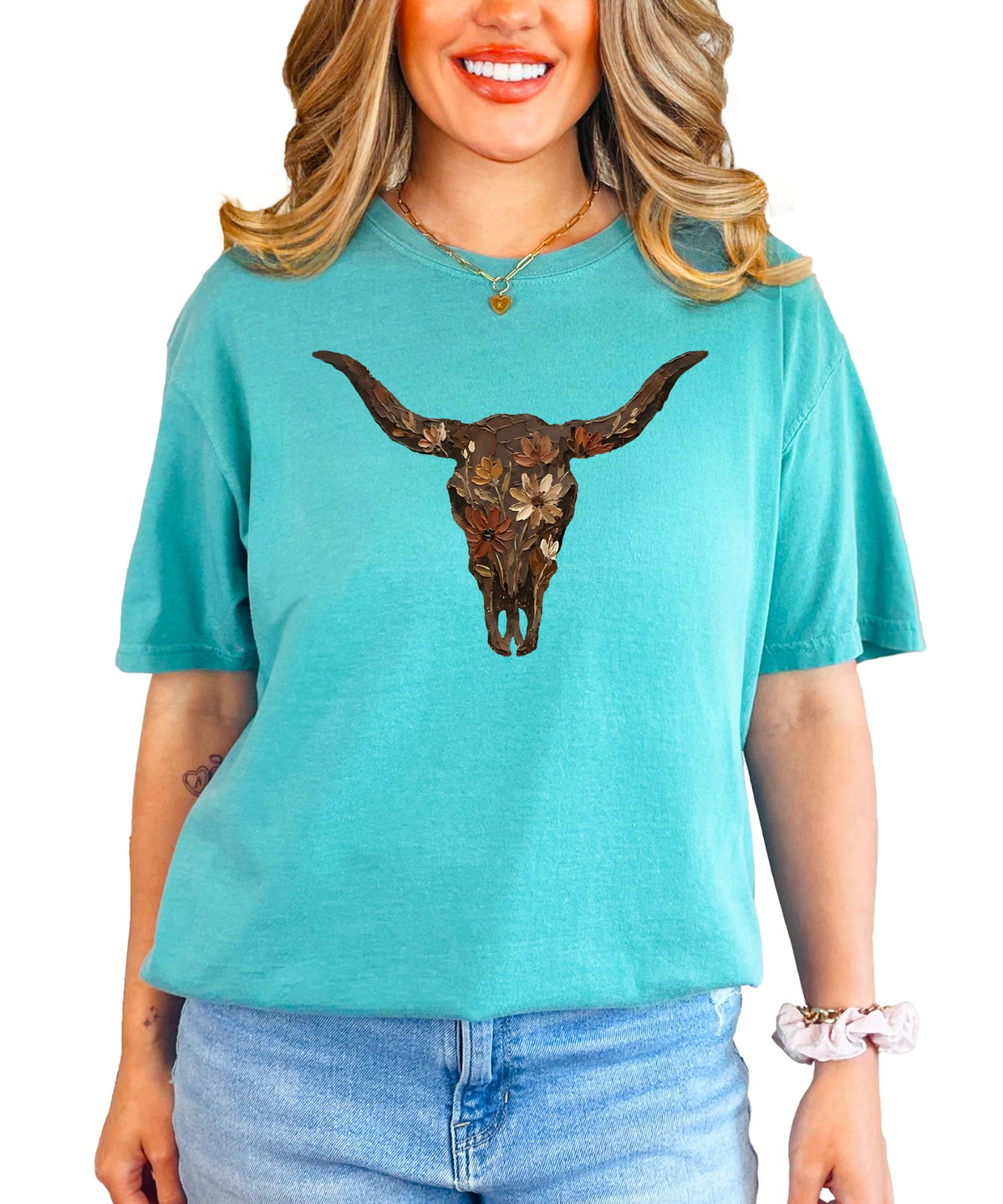 Western Longhorn Skull Graphic T-Shirt for Women - Casual Everyday Western Style Shirt