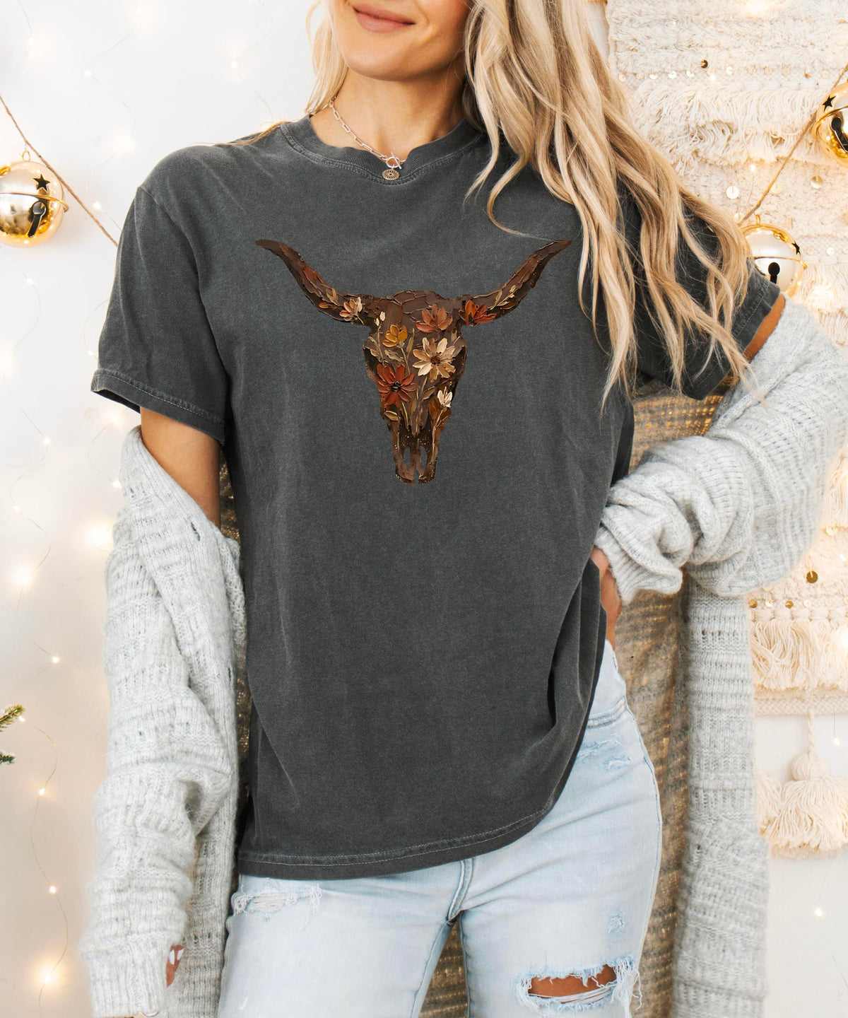 Western Longhorn Skull Graphic T-Shirt for Women - Casual Everyday Western Style Shirt