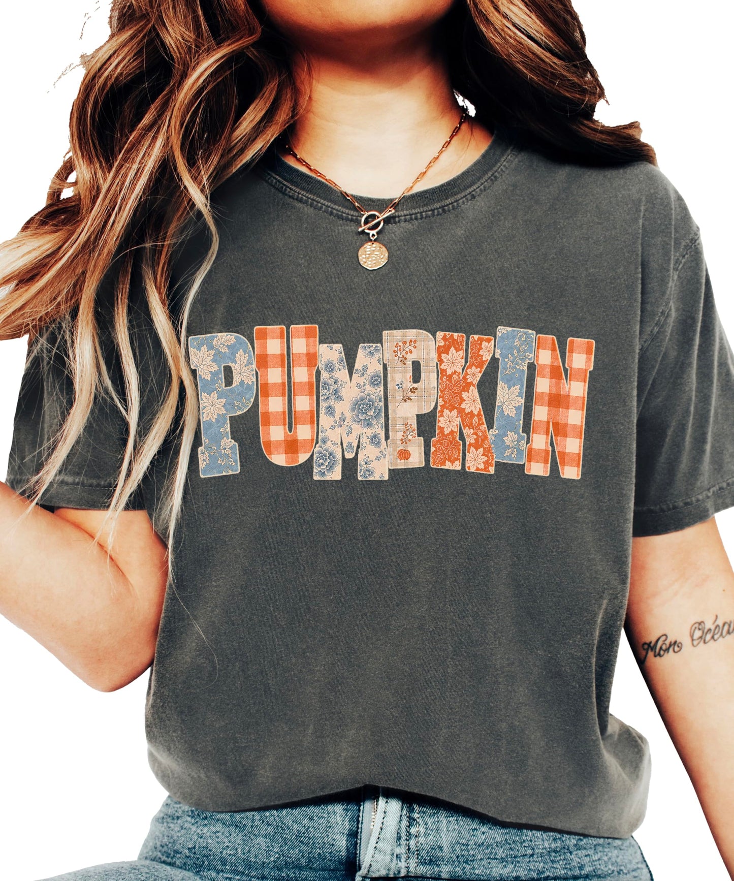 Pumpkin Shirt for Women & Teen Girls Cute Fall Graphic Tee Pumpkin Patch Comfort Colors Top