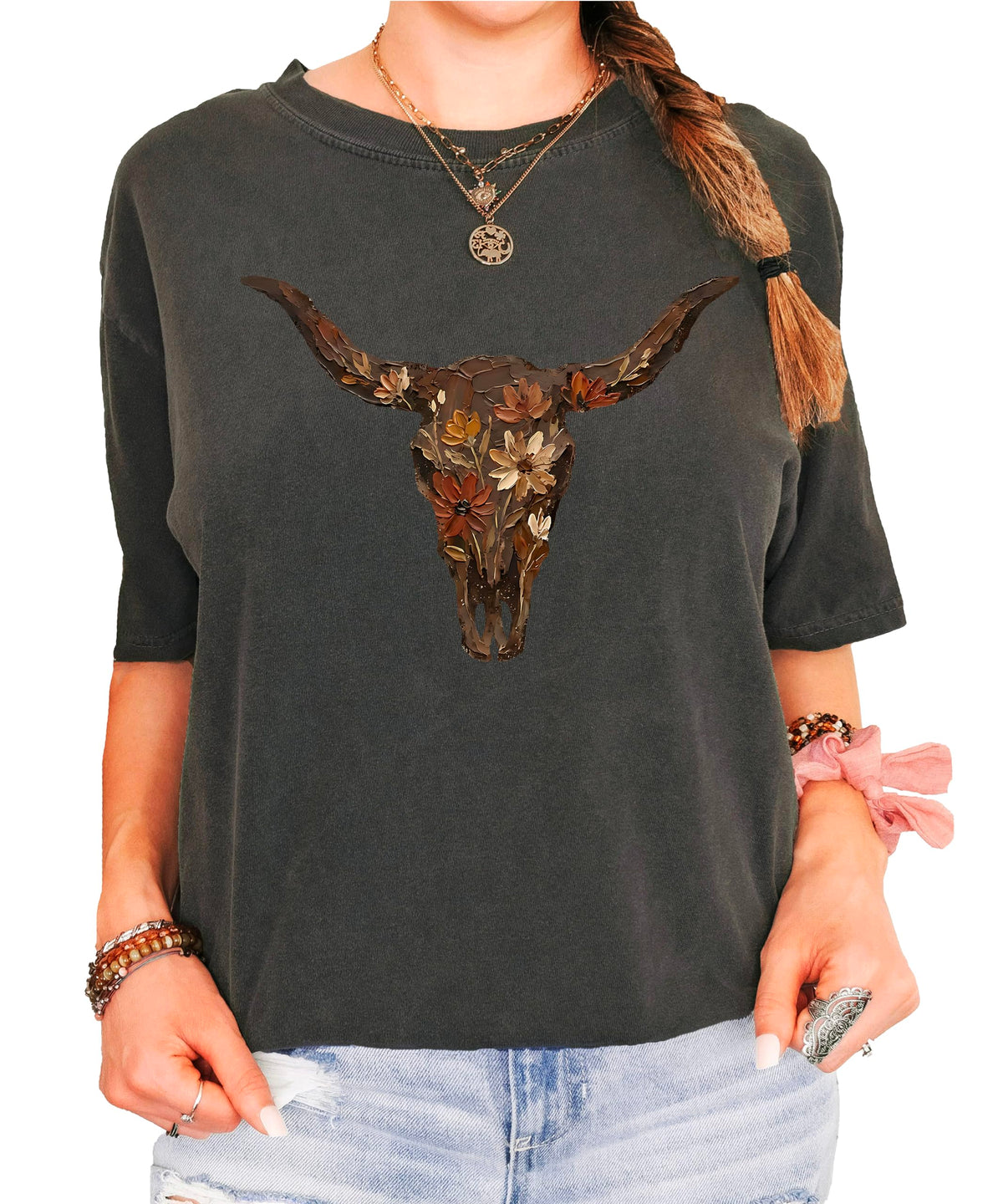 Western Longhorn Skull Graphic T-Shirt for Women - Casual Everyday Western Style Shirt