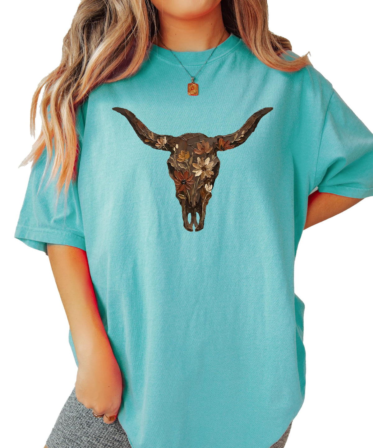 Western Longhorn Skull Graphic T-Shirt for Women - Casual Everyday Western Style Shirt